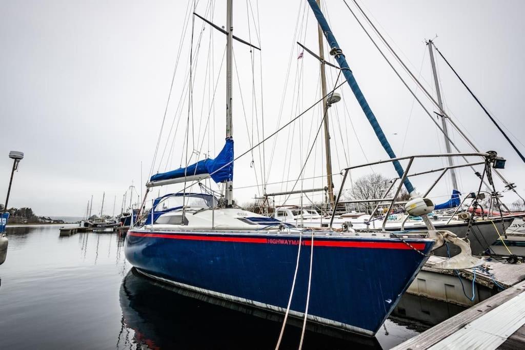 Hotel Yacht Highwayman South Kessock Exterior foto
